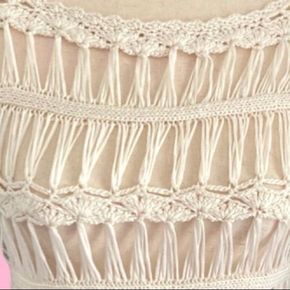 Candies Off White Cream Crochet Knit Design Top NWT - Picture 5 of 7